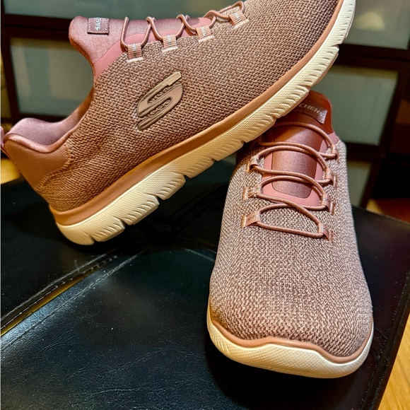 Skechers Women's Blush Pink Sneakers - Picture 3 of 7